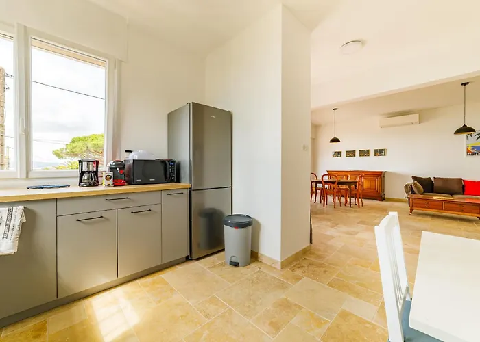 De Villa, Vue Sur à Appartement Sainte-Maxime