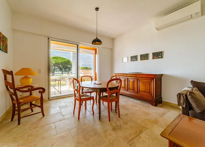 De Villa, Vue Sur à Appartement Sainte-Maxime