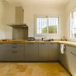 Apartman De Villa, Vue Sur A