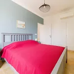 Apartment De Villa, Vue Sur A *