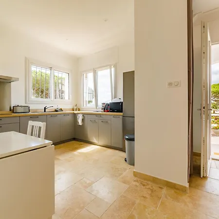 Appartement De Villa, Vue Sur A