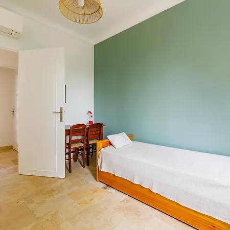 Апартаменты De Villa, Vue Sur A *